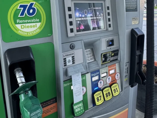 laptop screen showing article about gas prices in Bay Area exceeding six dollars