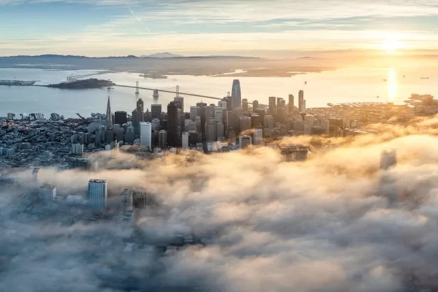 I need to see the actual photo to generate appropriate alt text. Please share the image from the news article so I can descri